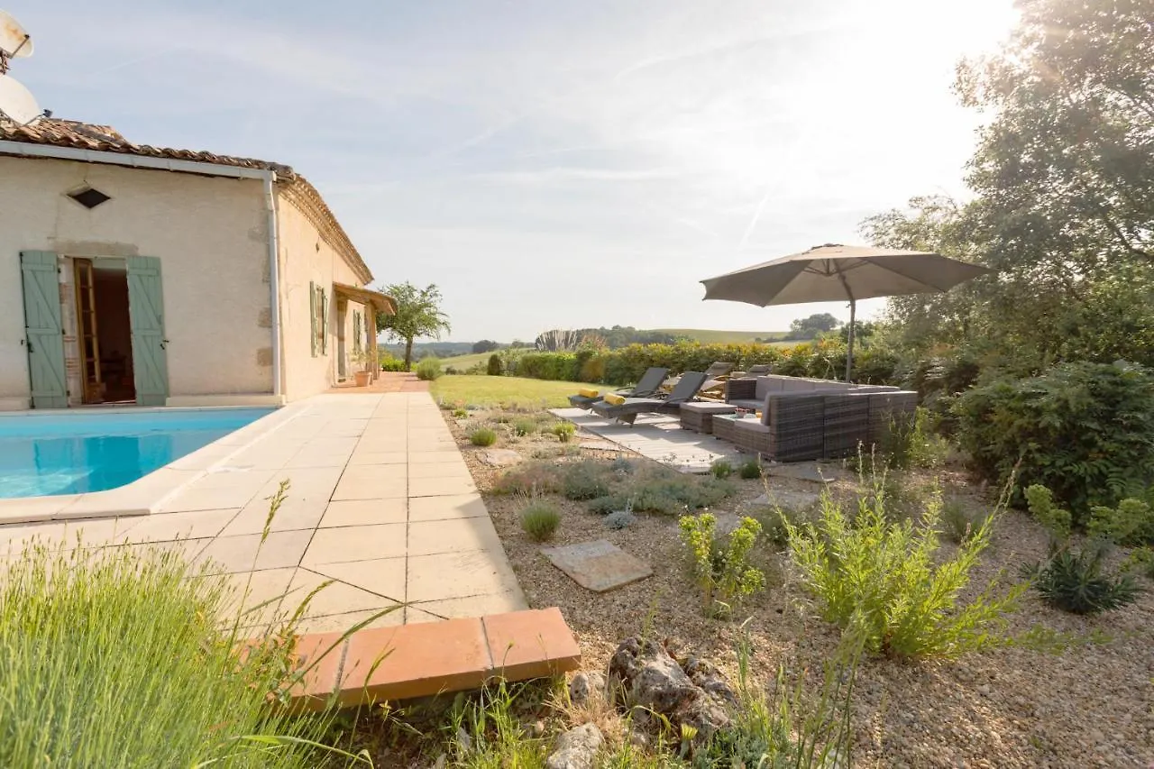 Villa Avec Vue - Piscine Privee, Cuisine D'Ete, Jeux Video Et Appareils De Fitness Puygaillard-de-Lomagne