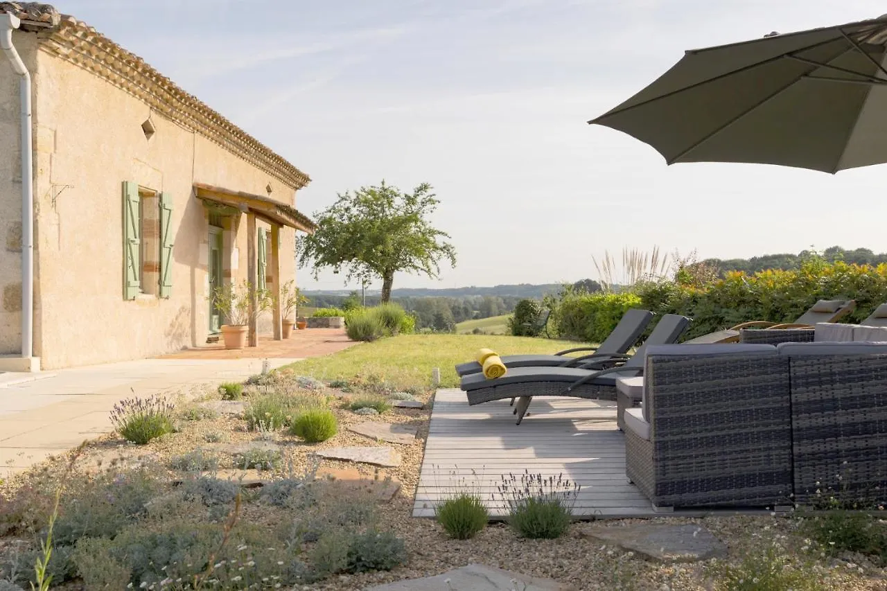 Villa Avec Vue - Piscine Privee, Cuisine D'Ete, Jeux Video Et Appareils De Fitness Puygaillard-de-Lomagne 0*,  France