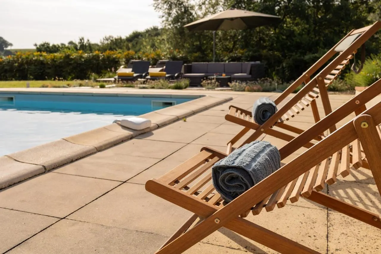 Villa Avec Vue - Piscine Privee, Cuisine D'Ete, Jeux Video Et Appareils De Fitness Puygaillard-de-Lomagne France